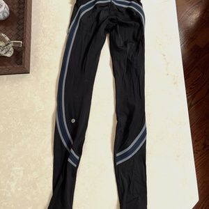 Lululemon Leggings (Size 2)
